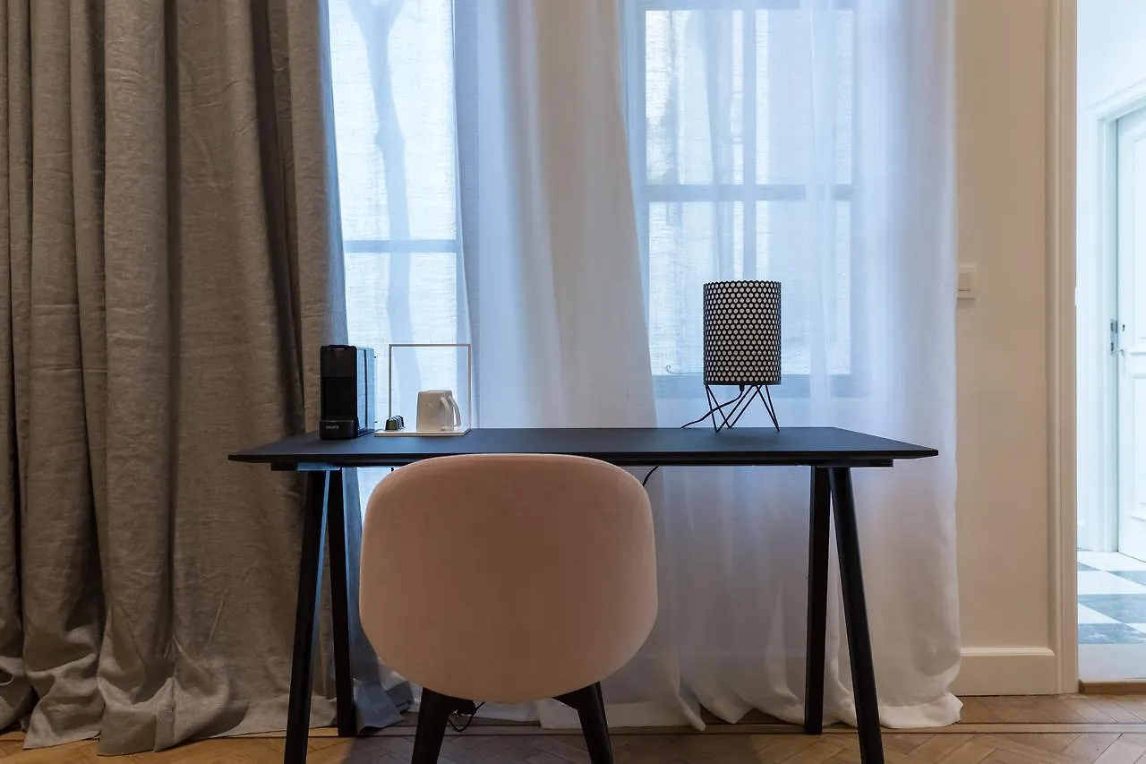 Hotel Quartier Latin Antwerpen 3*,